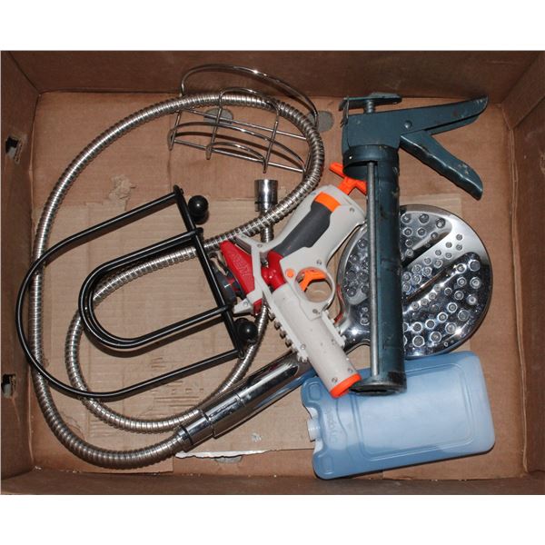 BOX OF ASSORTED ITEMS