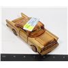 Image 1 : 1957 CHEVROLET DECORATIVE WOOD CAR