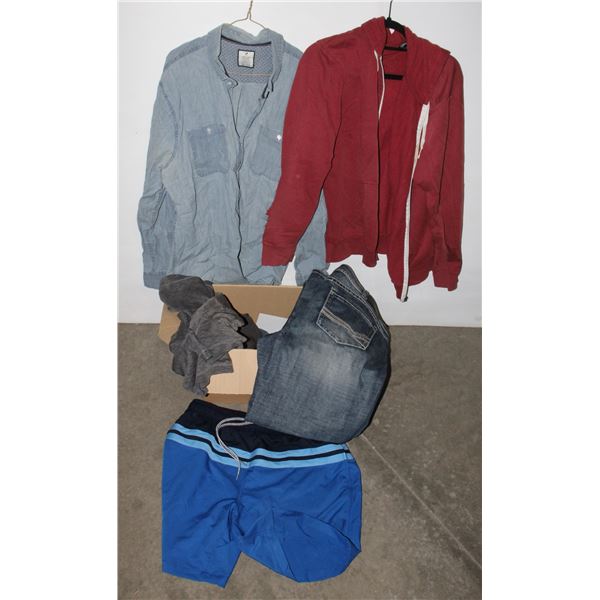 BOX OF MEN'S CLOTHES, SIZE LARGE TO 2XL