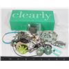 Image 1 : ASSORTED BOX OF JEWELRY