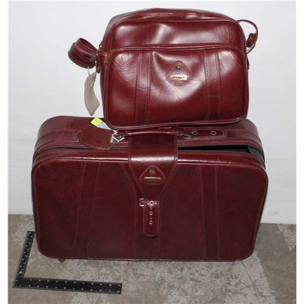 LIKE NEW VINTAGE HOLIDAY BAG AND SUITCASE