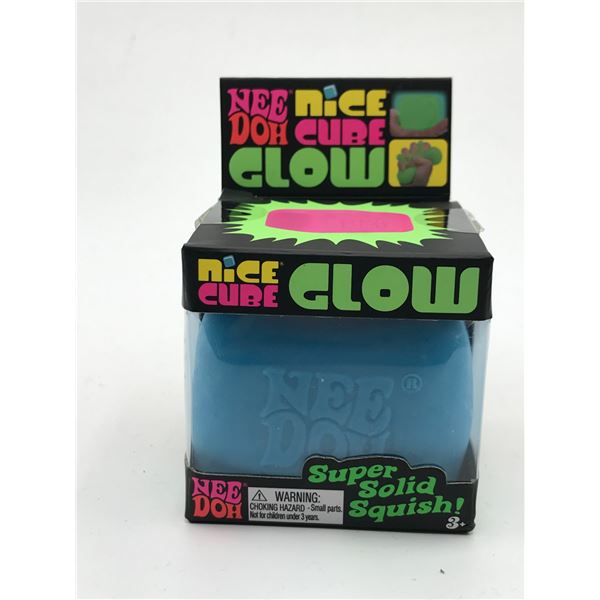 NEW IN BOX NEE DOH GLOW CUBE