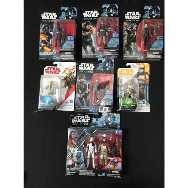 LOT OF 7 STAR WARS ACTION FIGURES IN ORIGINAL PACKAGING