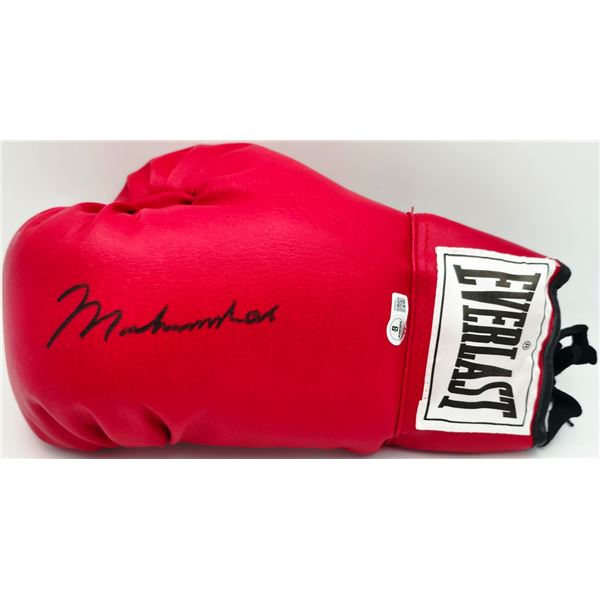 MUHAMMAD ALI SIGNED RED EVERLAST BOXING GLOVE - BECKETT COA