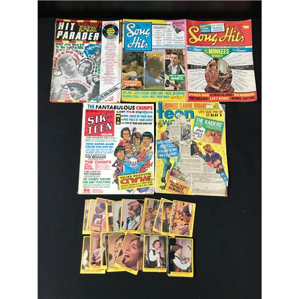 LOT OF 5 COMICS AND TRADING CARDS
