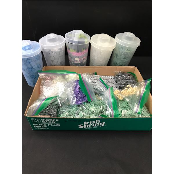 LARGE LOT OF LOOSE LEGO