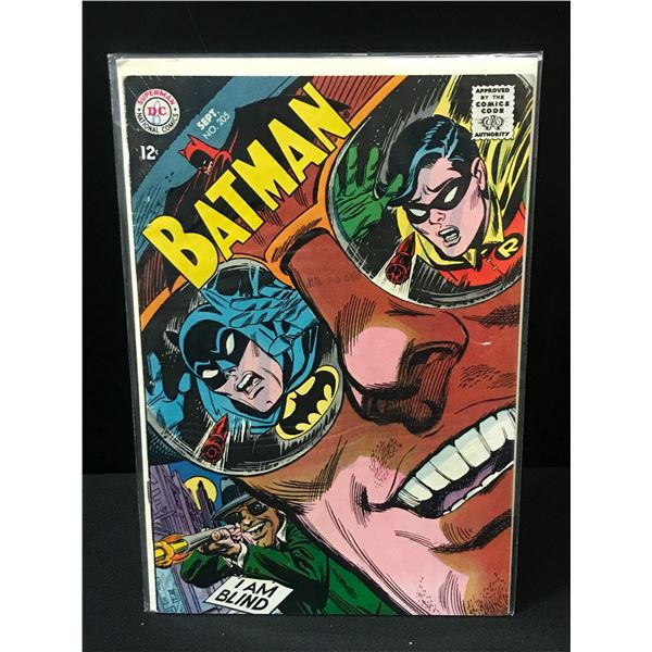 BATMAN #205 - DC COMICS