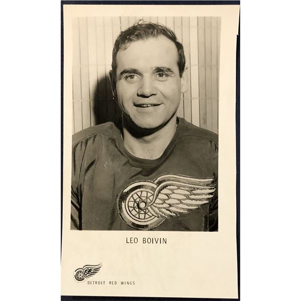 DETROIT RED WINGS PUBLICITY GLOSSY - LEO BOIVIN (HOF)
