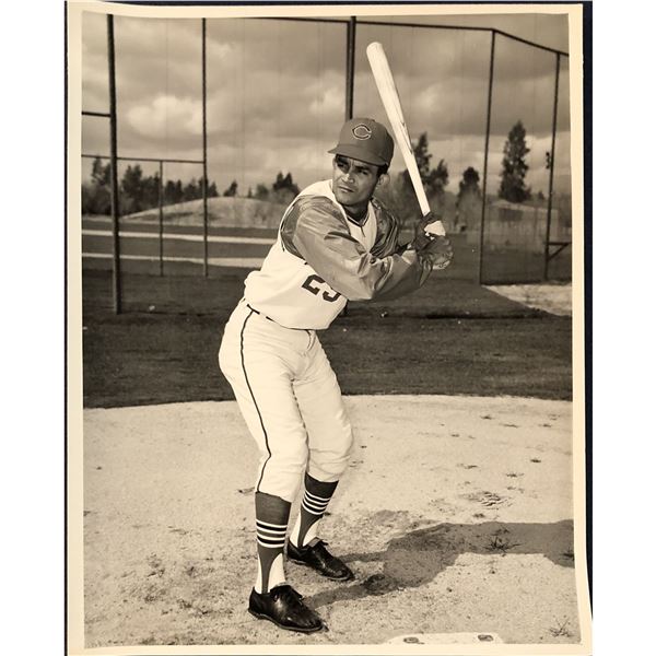 CLEVELAND INDIANS PUBLICITY GLOSSY - VIC DAVALILLO
