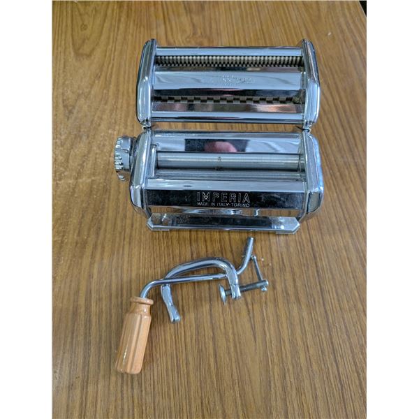 Made in Italy Imperia Pasta Roller Model 150 w/ Original Parts of Box