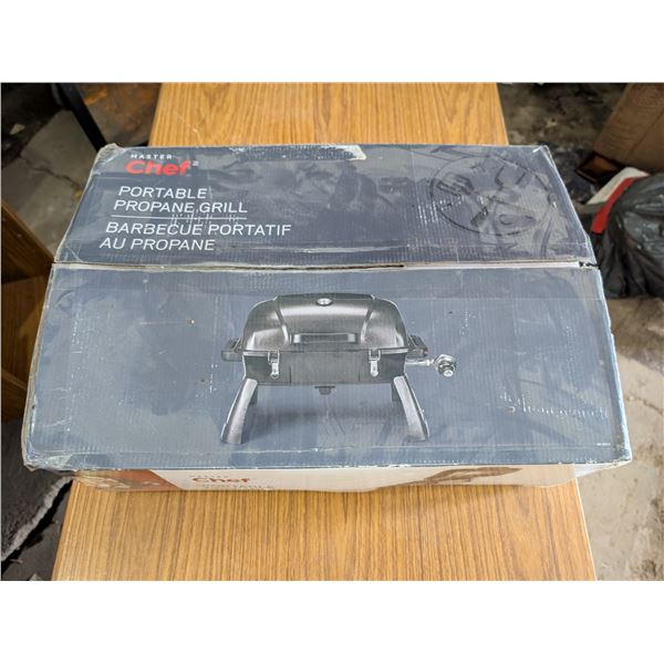 New in Box/Never Used Master Chef Portable Propane Grill