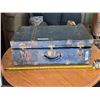 Image 1 : Vintage suitcase