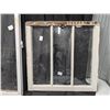 Image 2 : (2) Windows 40"x20" and 27"x27" (Some Damage)