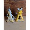 Image 3 : (2) 3 Ton Jacks