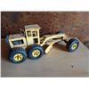 Image 1 : Vintage Tonka Toy Construction Vehicle