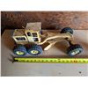Image 2 : Vintage Tonka Toy Construction Vehicle