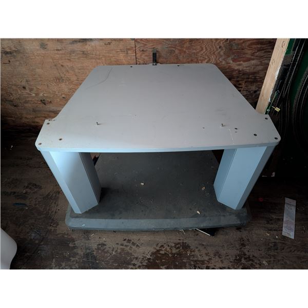 Wood Living Room Stand for TV Possibly 23"x31"x21"