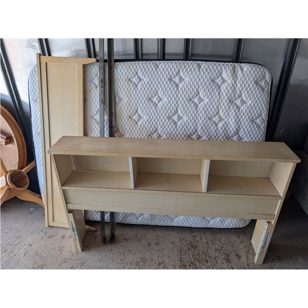 Bed Set w/ Bed Ends and Bed Frames (Bed Mattress 71"x53")