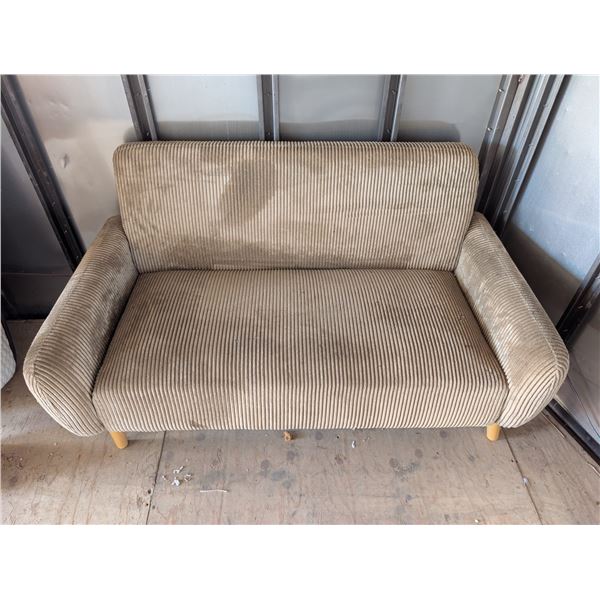 Love Seat 54"x28"x24"