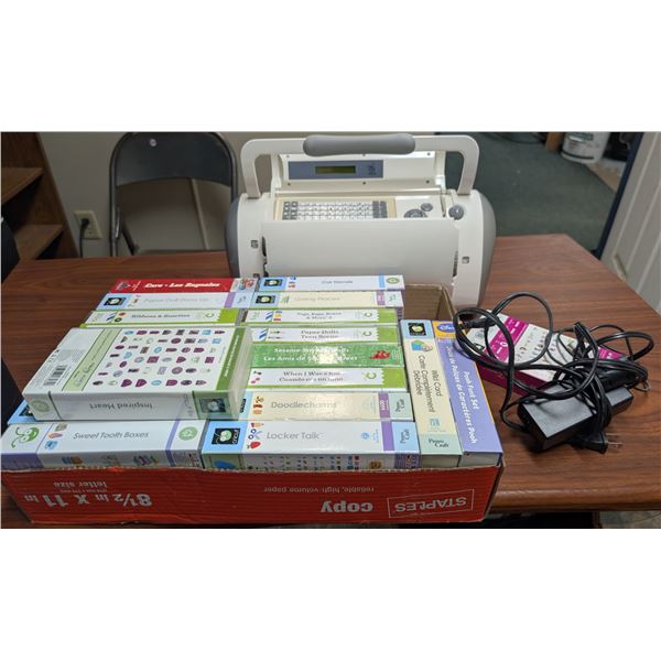 Cricut w/ Cricut Related Items and Add Ons (Not tested)