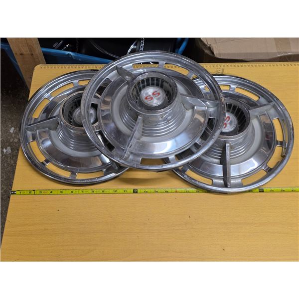 3 SS hubcaps