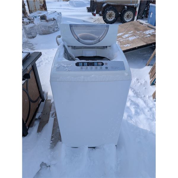 RCA Compact Portable Washing machine Mod:RPW160-B (not tested)