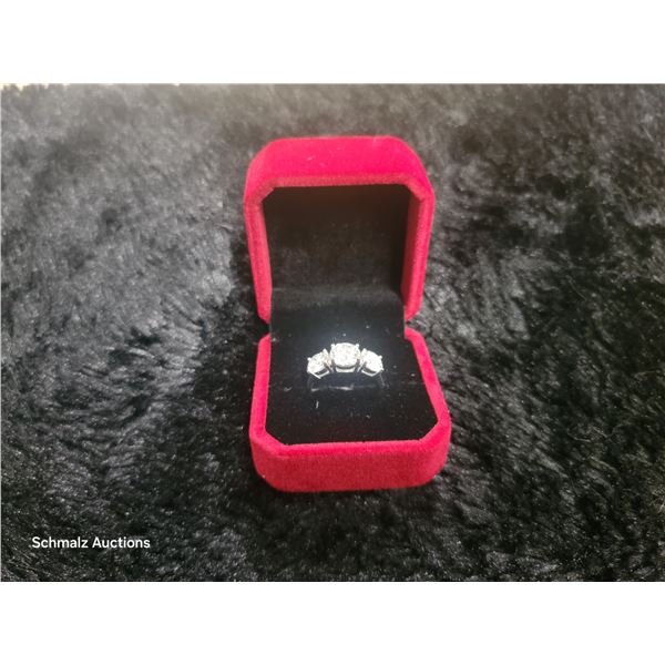 4.00 CT TW GRA CERTIFIED ROUND BRILLIANT CUT MOISSANITE STONES VVS D COLOR 2.00 CT SET IN CENTER WIT