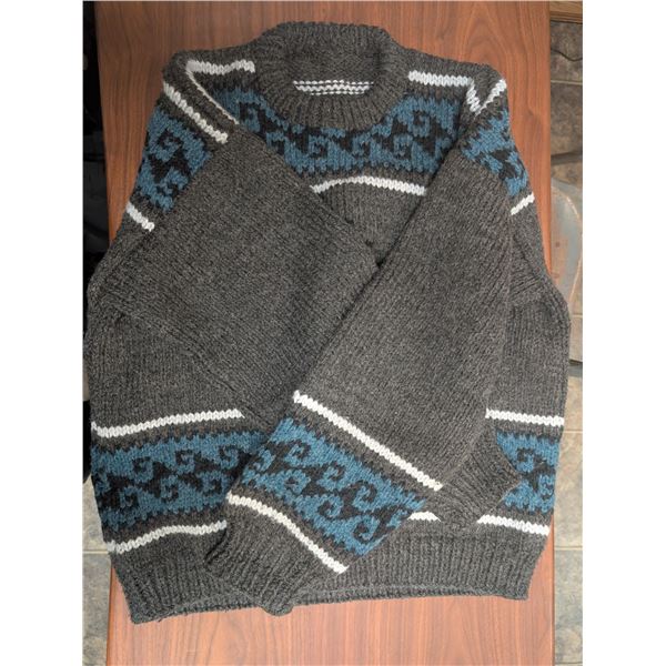 XL Large Grey and turquoiuse Sweater