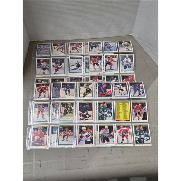 Lot of assorted hockey cards-OPC