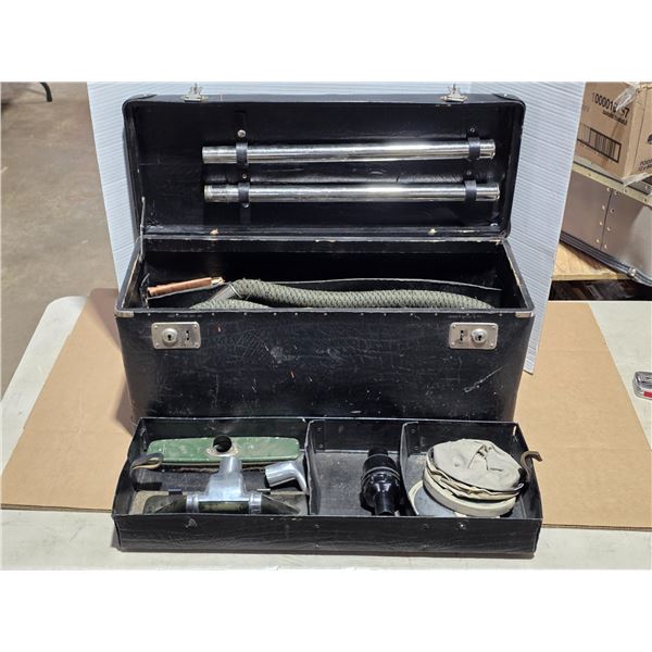 Vintage vacuum with storage and carry case- untested