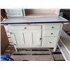 Image 2 : Painted maple hoosier with rolltop, cabinets, and enamel top - 41"x26"x68" - 2 pcs for easy transpor
