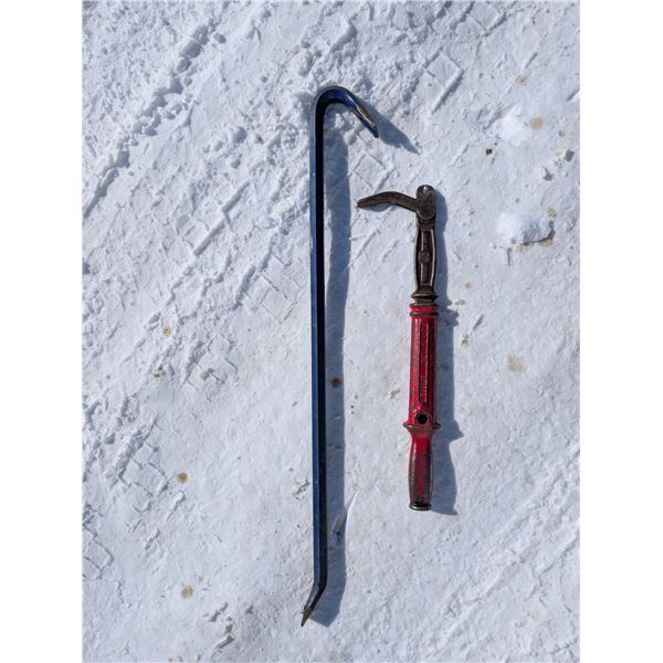 ETF LTD No.3775 Made in Canada Vintage Tool  and Crowbar