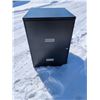 Image 1 : Filing Cabinet 24"x18"x17"