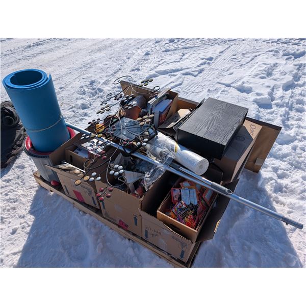 Pallet of Misc. Items Household, Glass, Decor, etc.