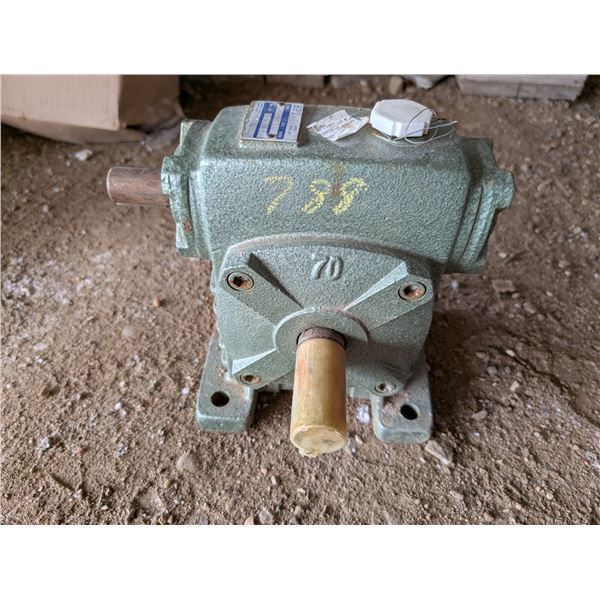 HPT Type J Size 70 Speed Reducer