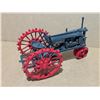 Image 2 : Country Classics 8"x4"x5" McCormick Deering Farmall