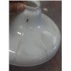Image 3 : 9.5" white glass lamps shade (cracked)