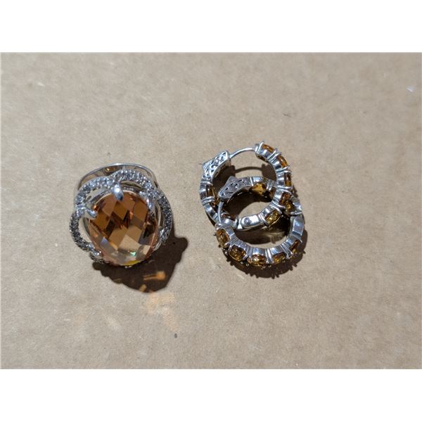 .925 Silver Ring w/ Gem Stone Design w/  .925 Earrings