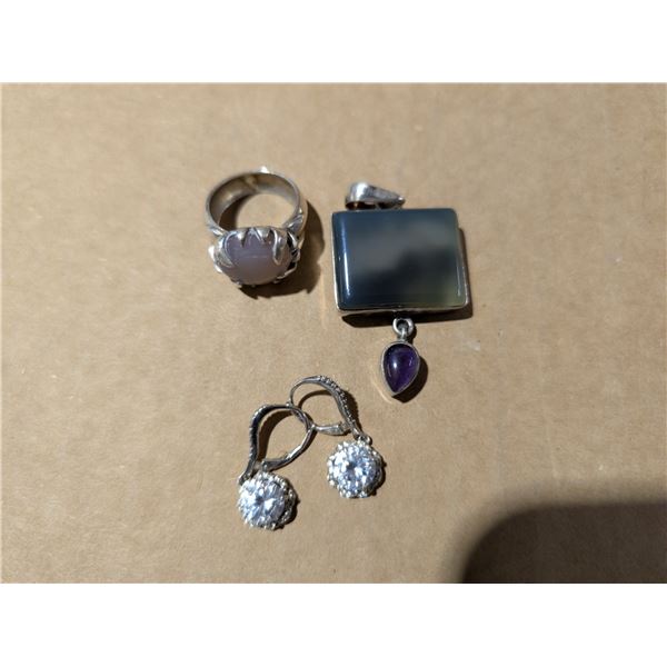 .925 Silver Ring w/ Gem Stone Design w/  .925 Earrings and  .925 Pendant