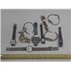 Image 1 : Lot of Watches. (One is working but front glass missing, rest untested)