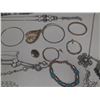 Image 5 : Lot of Jewelry. (Necklace, Earings, etc.)