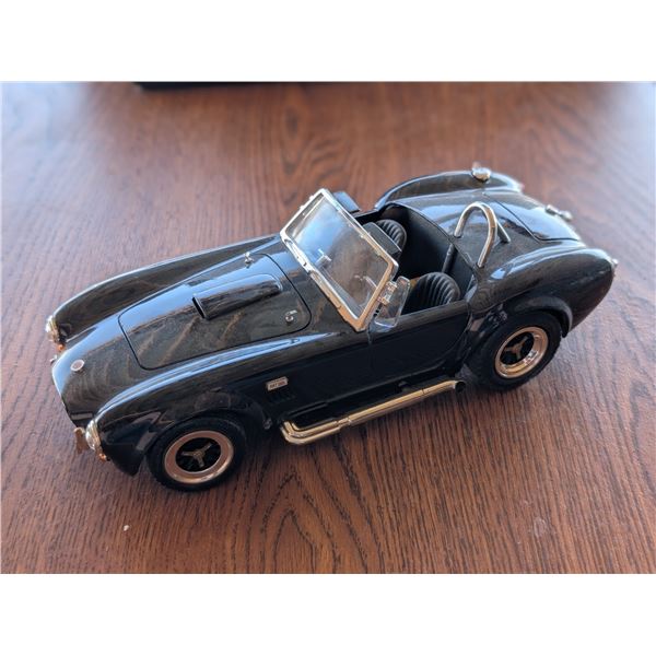 1:18 Die Cast Shelby Cobra 4275/C (1964) W/ Original Box