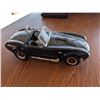 Image 3 : 1:18 Die Cast Shelby Cobra 4275/C (1964) W/ Original Box