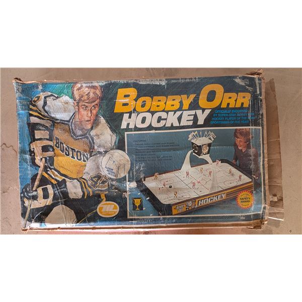 Vintage Bobby Orr Hockey Gold Cup Series Hockey Table w/ Original Box and Players and Etc. Parts (Mi