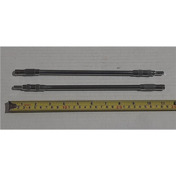 Flexible extension bars used for sockets or drill bits.
