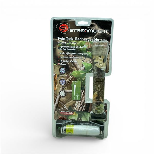 Streamlight Twin Task Rechargeable Flashlight with Xenon LED and Digital Battery Charger