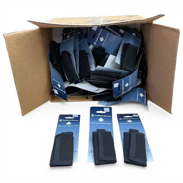 Smith and Wesson Key Holder with Velcro Closing, Box