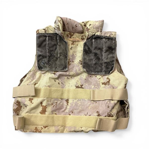 Canadian Military Desert Camo Plate Carrier, Size: Large Short