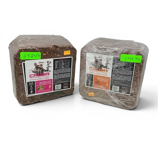 Ani-Logics Signature Series 'Crush' Whitetail Deer Attractant in Sugar Beet and Persimmon, Approx 40