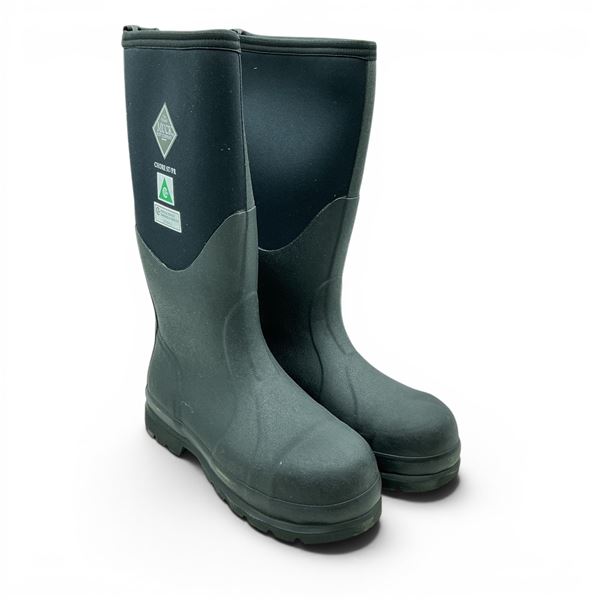 Muck Chore Grade 1 All Conditions Safety Work Boot, Men's Size 9, Women's Size 10 in Black